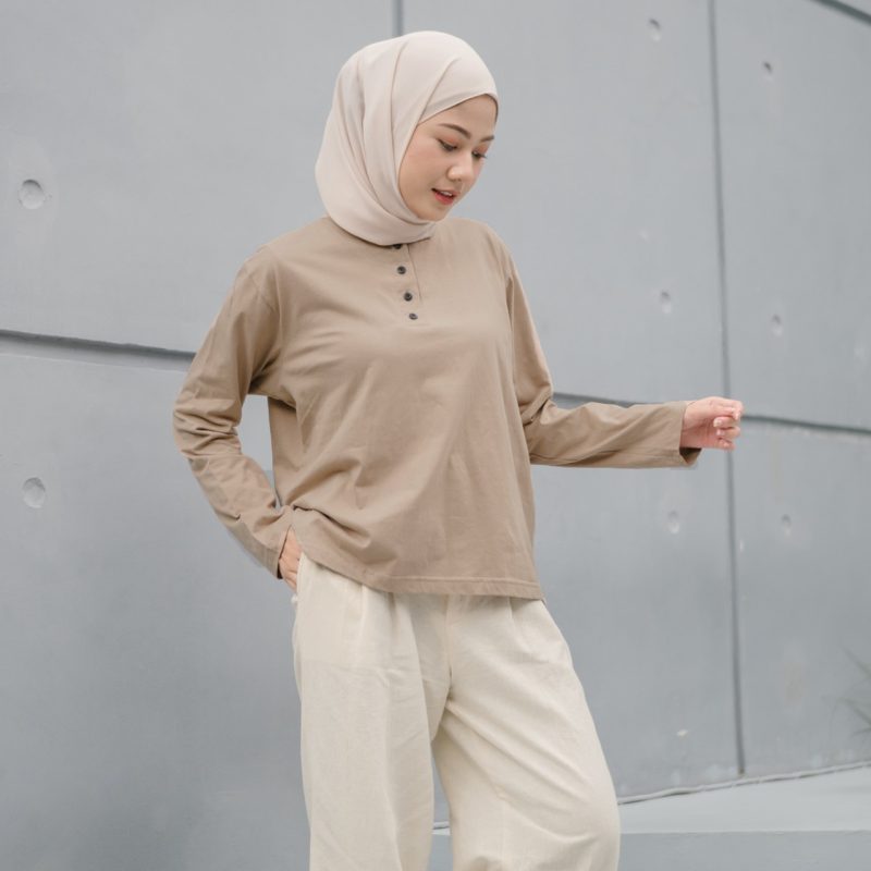 Soojin Longsleeve Khaki